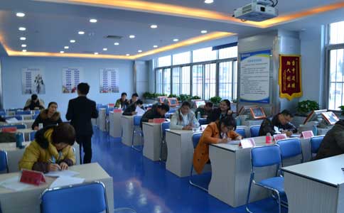 开一个加盟干洗店要多少钱,开一个干洗店多少钱 开一个加盟干洗店要多少钱,开一个干洗店多少钱